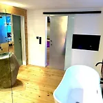 Chalet Stylische Alpenlounge Mit Pool, Blockhaus-sauna Und Jacuzzi Für Bis Zu 12 Personen Bayrischzell
