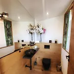 Stylische Alpenlounge Mit Pool, Blockhaus-sauna Und Jacuzzi Für Bis Zu 12 Personen