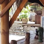 Stylische Alpenlounge Mit Pool, Blockhaus-sauna Und Jacuzzi Für Bis Zu 12 Personen Chalet *