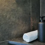 Stylische Alpenlounge Mit Pool, Blockhaus-sauna Und Jacuzzi Für Bis Zu 12 Personen Chalet *